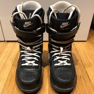 Nike Zoom Force 1 Snowboard Boot